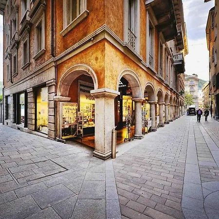 Urban Flat Apartment *