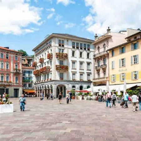 Urban Flat Apartment *