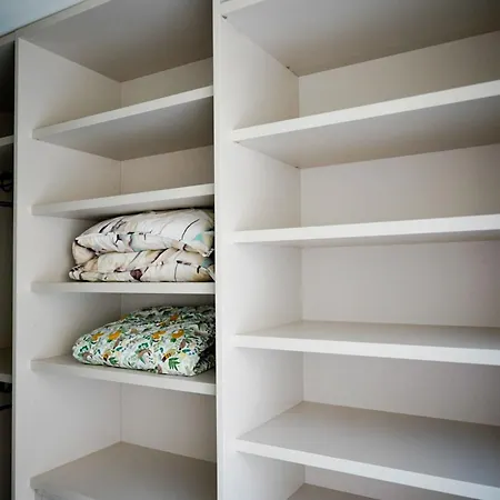 Urban Flat アパート *