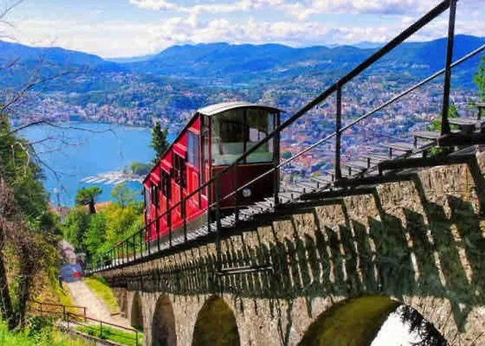 Urban Flat アパート *