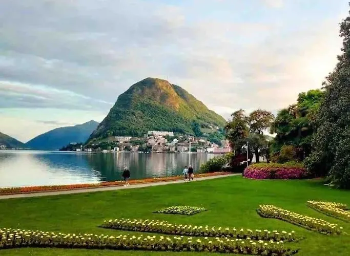 アパート Urban Flat