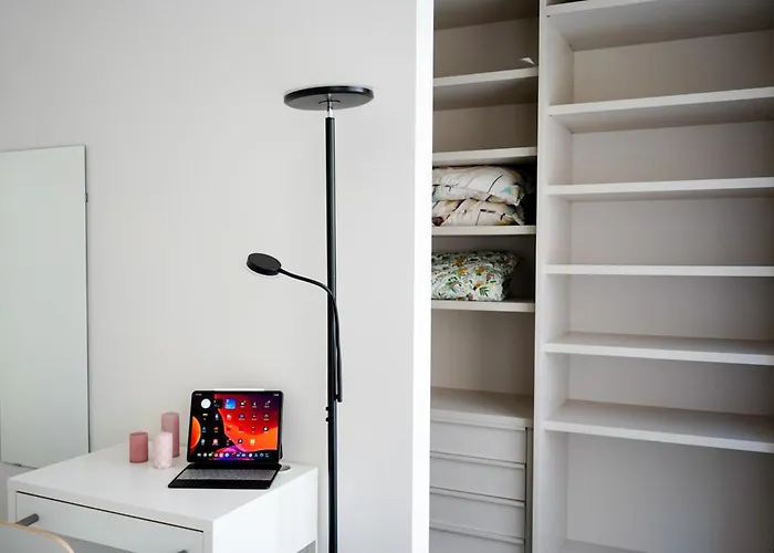 Urban Flat アパート ルガーノ